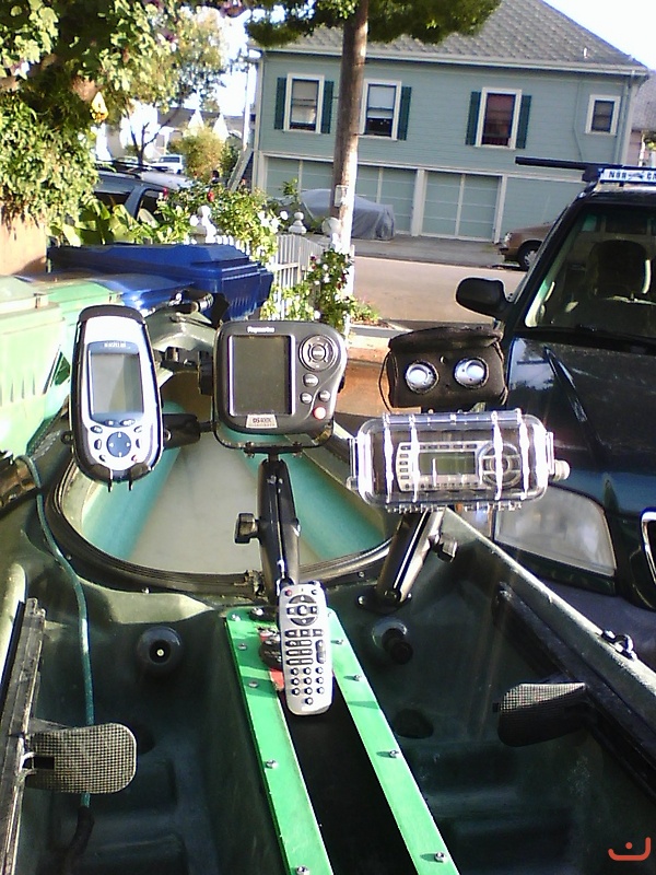 sirius system on kayak_1